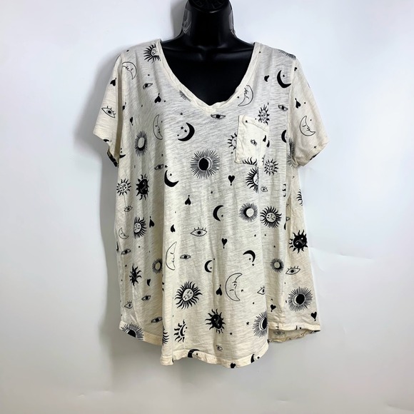 Heritage by Torrid Slub Jersey T-Shirt Celestial Sun Moon Stars Eyes Size 2X - Picture 1 of 12